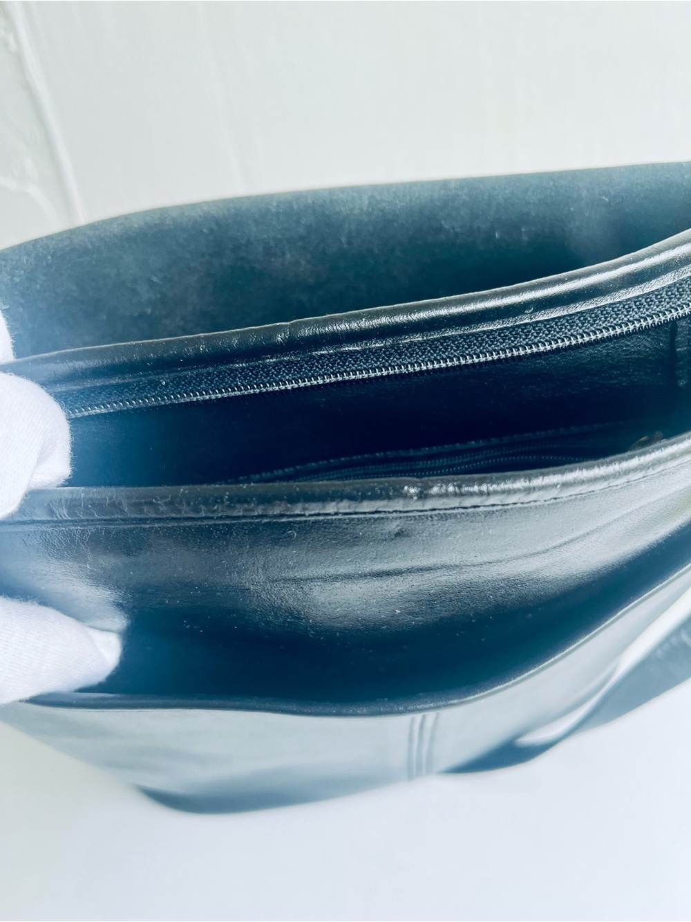 VINTAGE COACH 4115 WHITNEY BLACK LEATHER CROSSBODY DUFFLE  BAG - Picture 9 of 13
